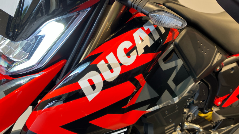Ducati Hypermotard 698 (24MY)